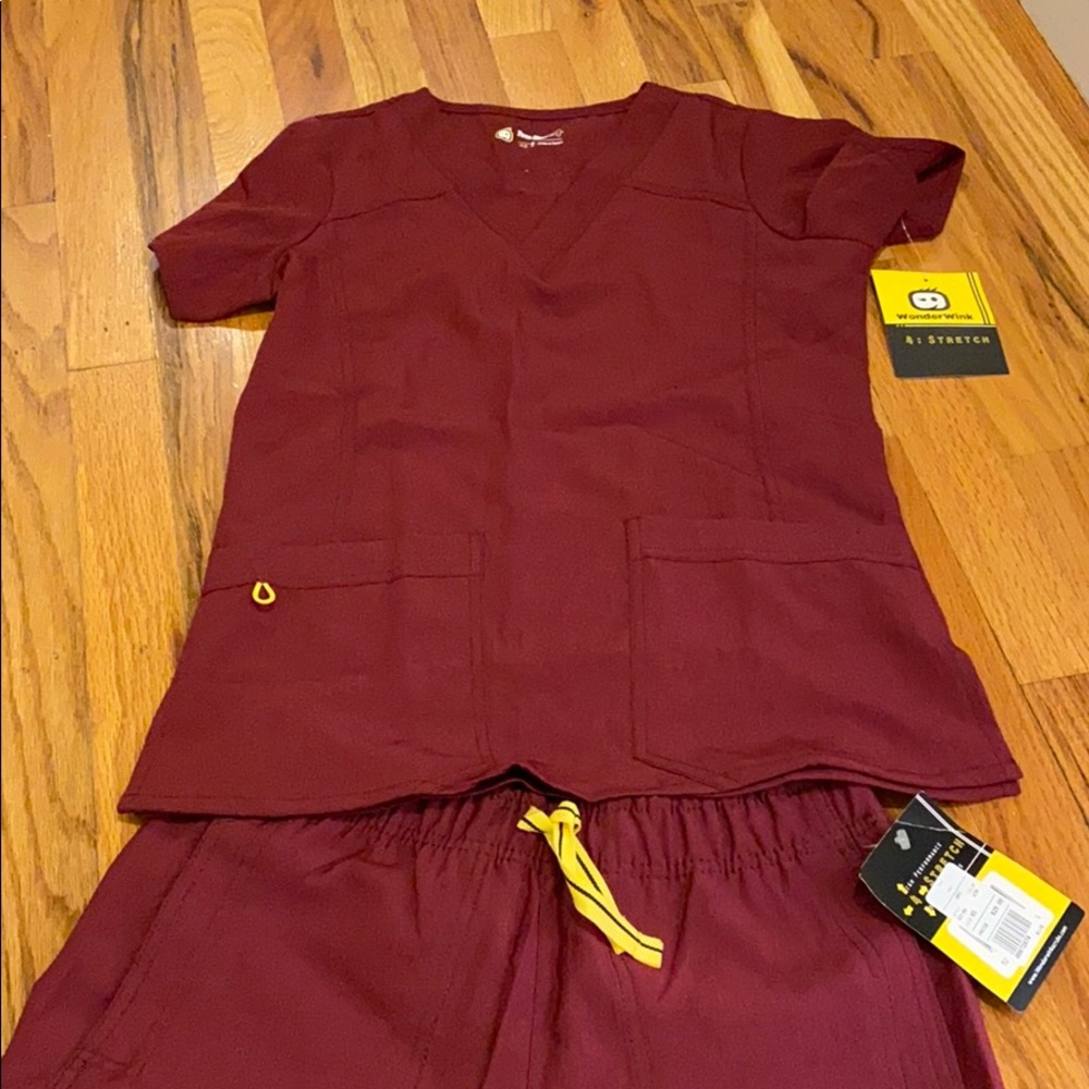 WONDERWINK SCRUBS